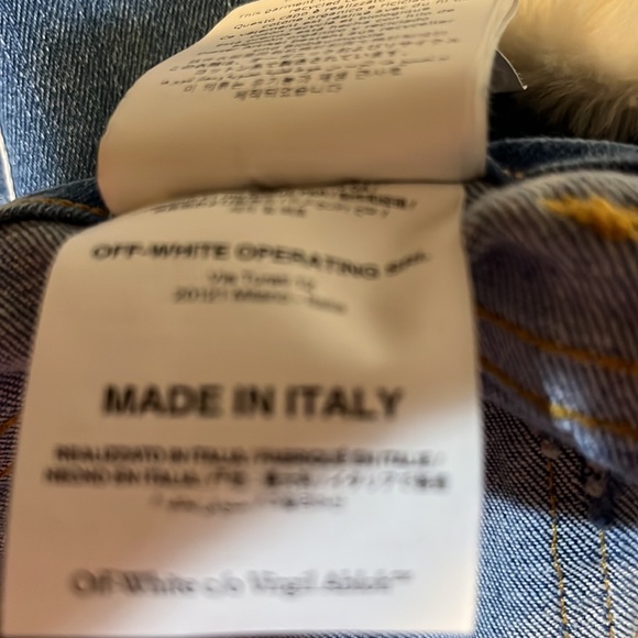 Off-White Apparel - Picture 6 of 9